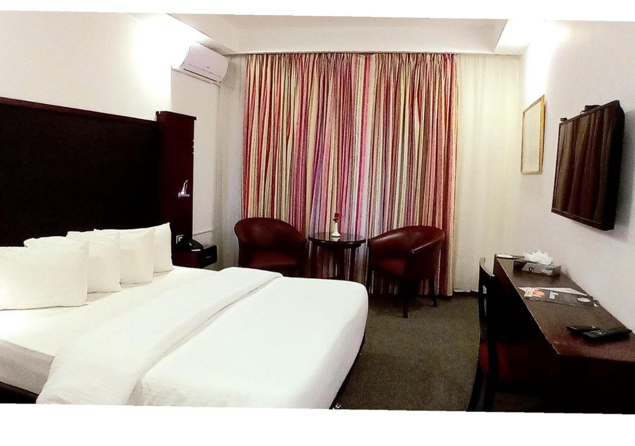 Deluxe Single Room,1565149993:JPEG